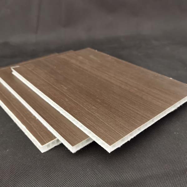 使用cfrt纖維(wei)增強複合(hé)材料的優(yōu)勢：具有高(gao)強度和抗(kang)疲勞性